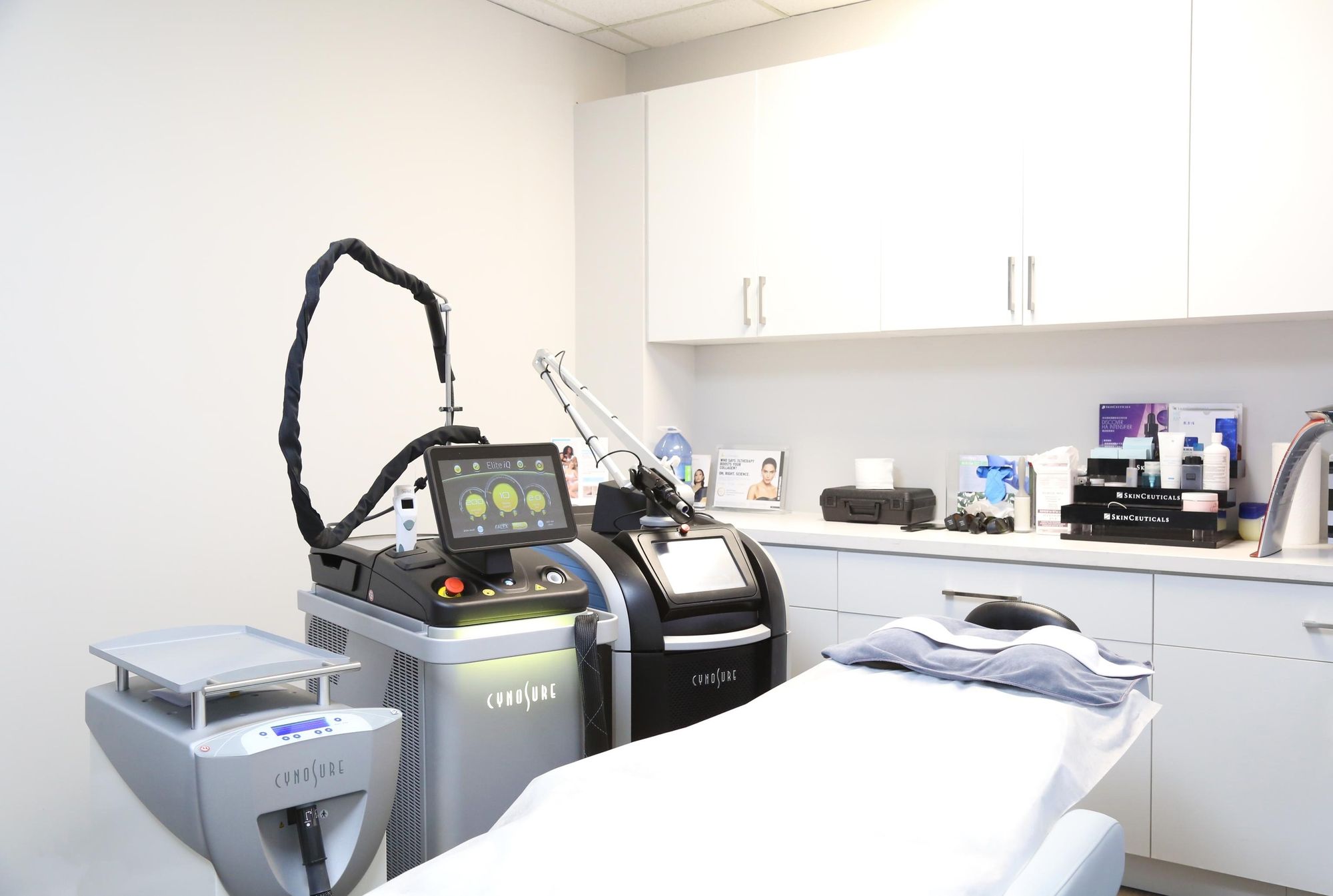 Cynosure Elite iQ and PicoSure laser platforms at Lidy Beauty